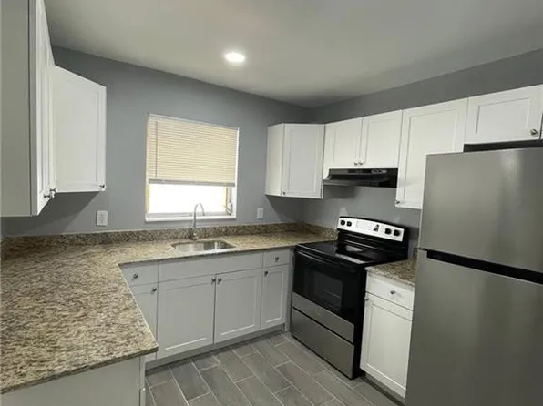 1250 E Sample Rd 212, Pompano Beach, FL 33064