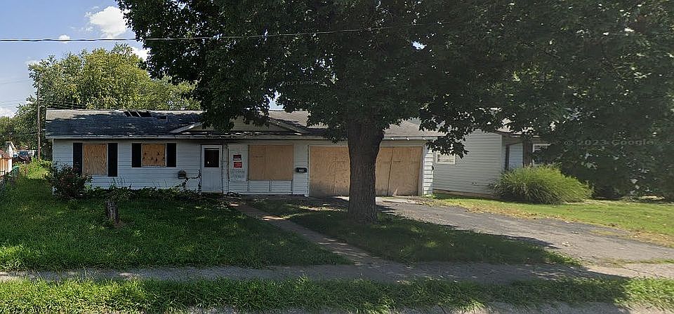 1st image of 2808 Birch Ave