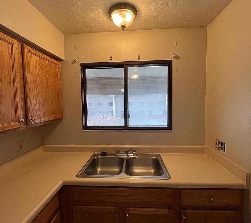 OTE7108 7108 Hillandale Rd Davenport IA Zillow