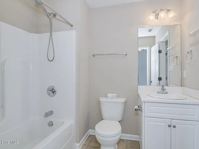 1723 Elizabeth St — Photo 21