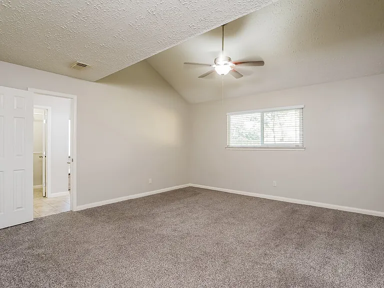 11918 Cottonwood Ln — Photo 11