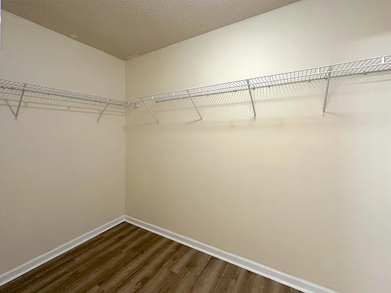 1210 Whitman Dr — Photo 19