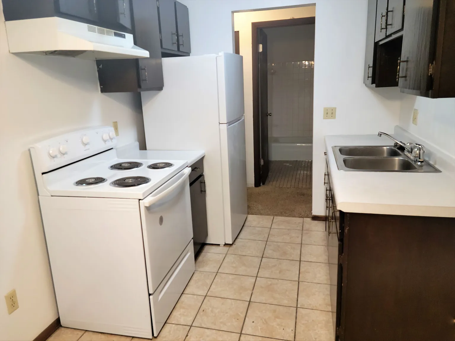 2 bed, 750 sqft, $1,000 — Photo 4