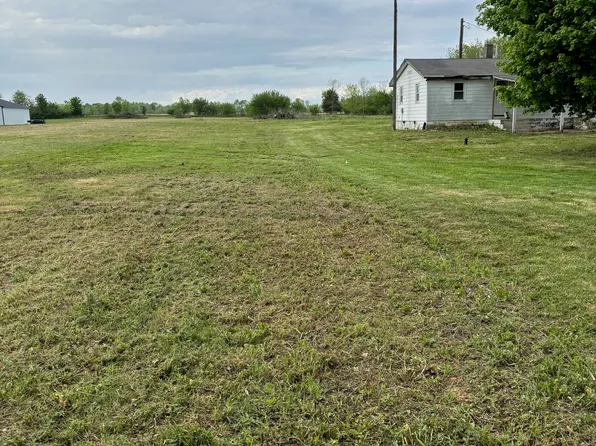 7362 E 400 S, Greenfield, IN 46140