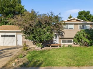 1012 6th St E, Rosetown, SK S0L2V0