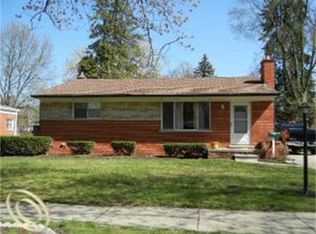21956 Tredwell Ave, Farmington Hills, MI 48336