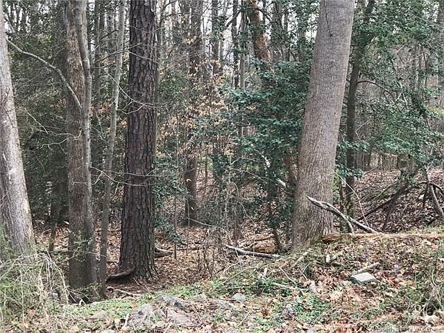 1st image of 127 Brook Haven Dr