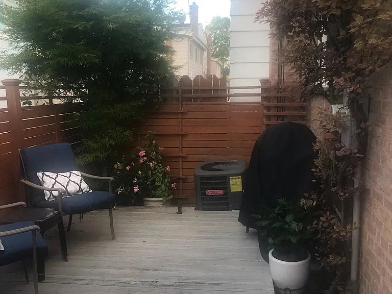 412 Glendale Rd — Photo 10