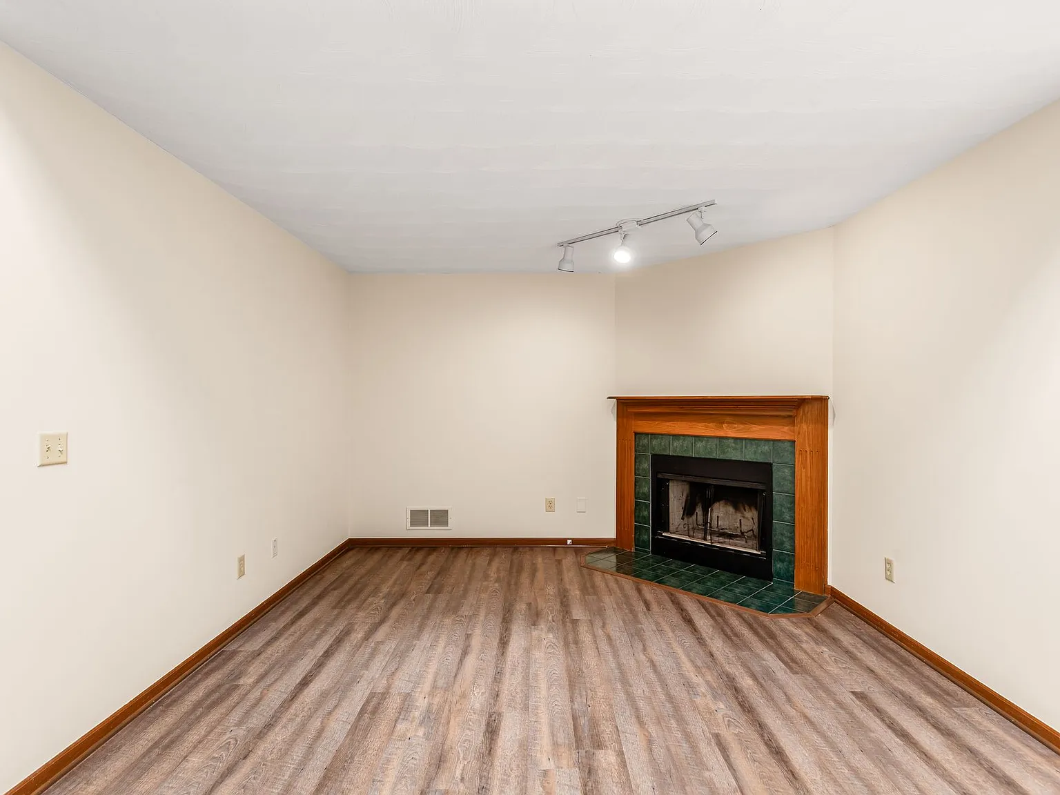 8287 Talia Court - 1 — Photo 3