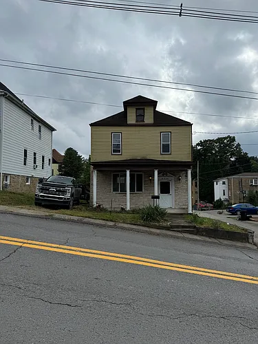 604 7th St Photo 1