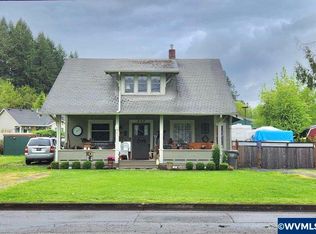 852 18th Ave, Sweet Home, OR 97386