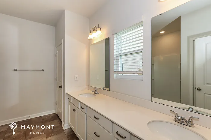 163 Dorian Loop — Photo 8