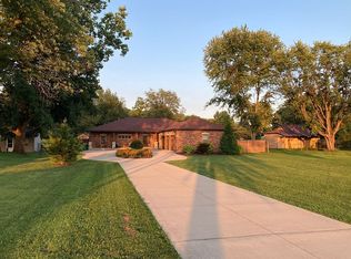 2655 N Talley Rd, Columbus, IN 47203