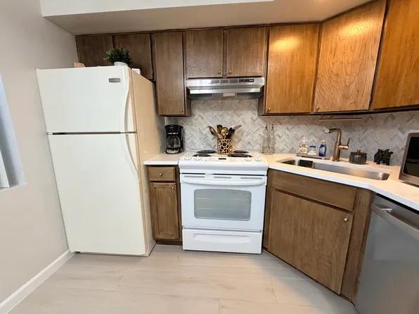 1008 S Calle De La Temporada, Green Valley, AZ 85614