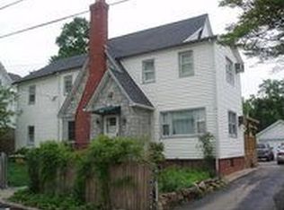 1221 Brook St, Peekskill, NY 10566
