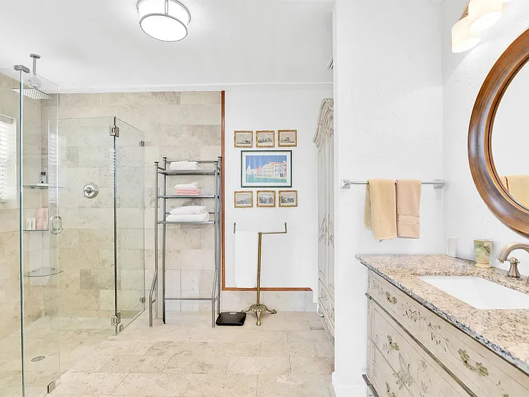 3211 Karen Dr — Photo 12