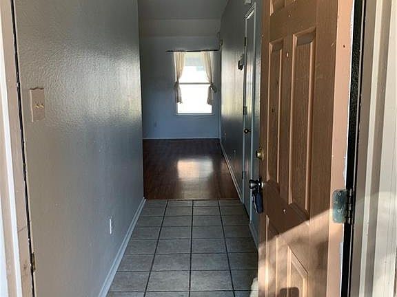 4th image of 2304 Saulsbury Dr