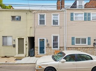 2325 Larkins Way, Pittsburgh, PA 15203