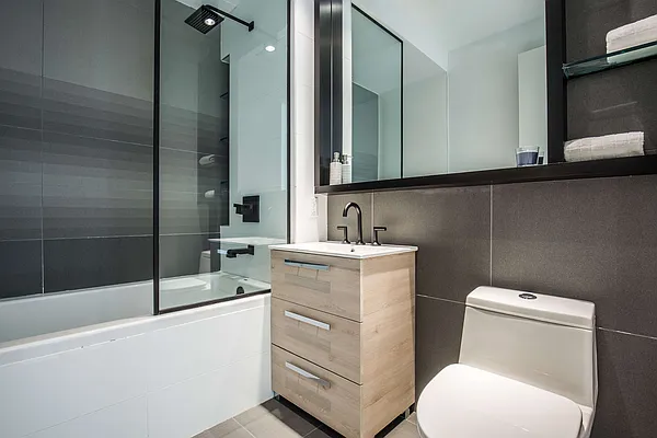 Rented by Nooklyn NYC LLC | media 69