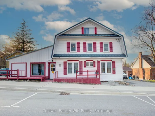 17 Arthur St E, Minto, ON N0G 1Z0