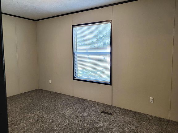 5th image of 4509 Crestview Dr