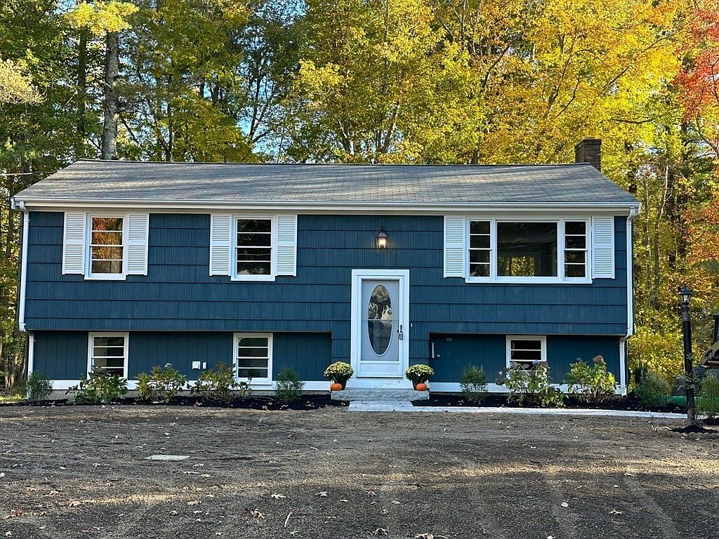 842 E Washington St Hanson, MA 02341