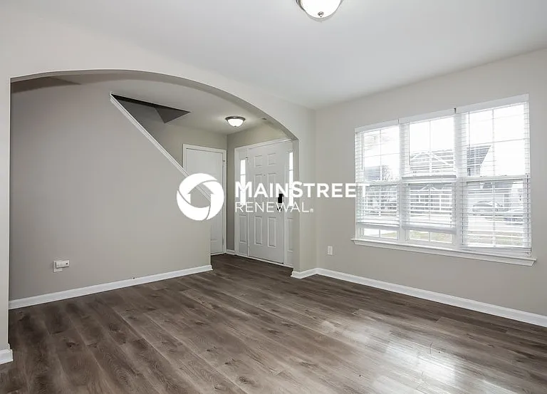 1135 Larkspur Ln — Photo 12