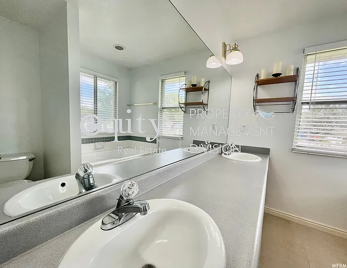 11742 S Tatteredangel Cv — Photo 15