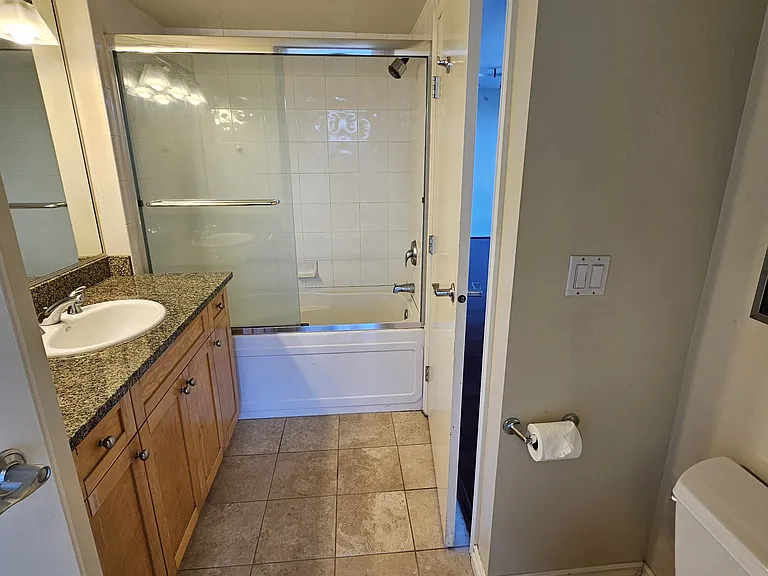 1420 Terry Ave #1804 — Photo 9