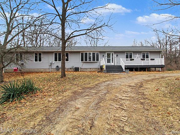 2nd image of 9800 Moon Rd