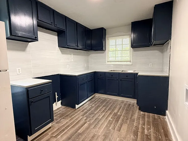 626 W Patton Ave — Photo 2