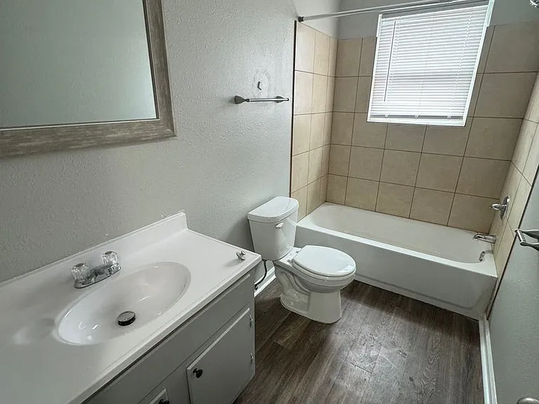 Getwell Pointe Apartments — Photo 21