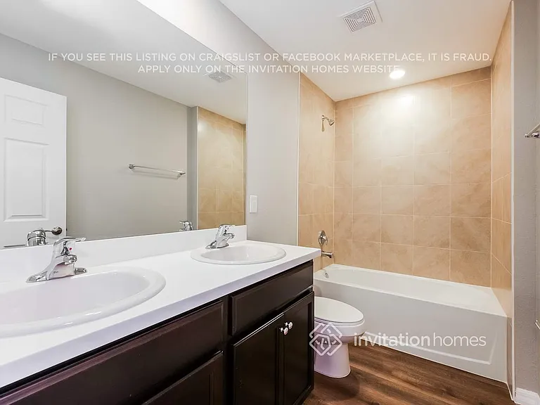 402 Kostner St — Photo 15