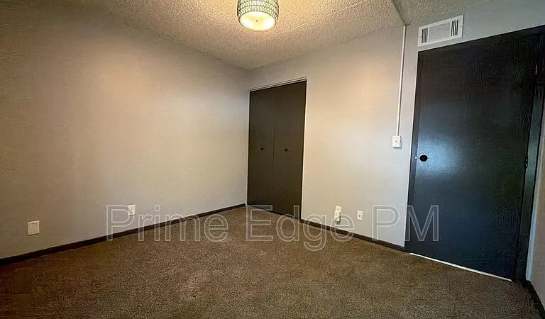 2343 B St #1 — Photo 17