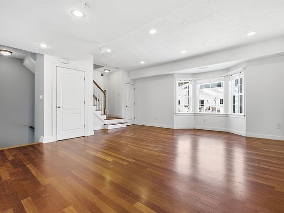 2nd image of 218 South St Unit 9