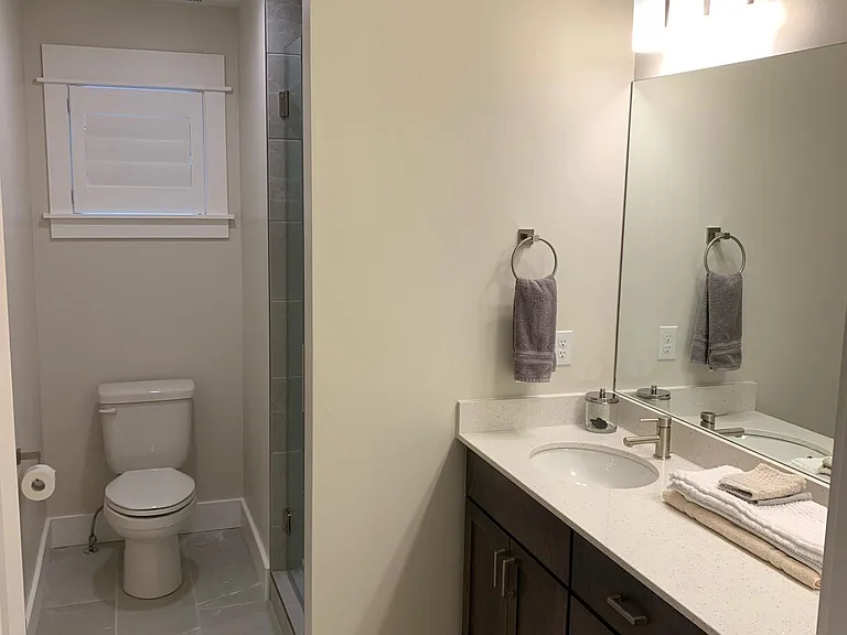 Master bath 2