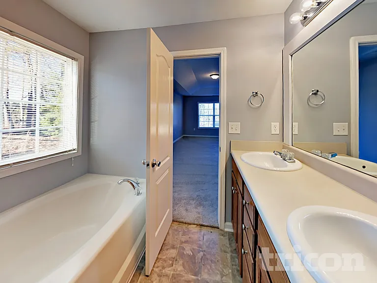 9591 Poole Rd — Photo 8