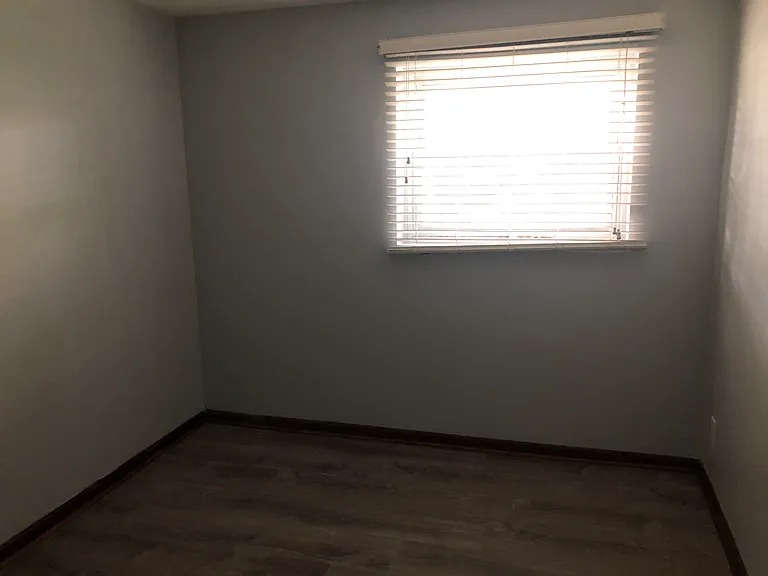 108 Allison Ct — Photo 16