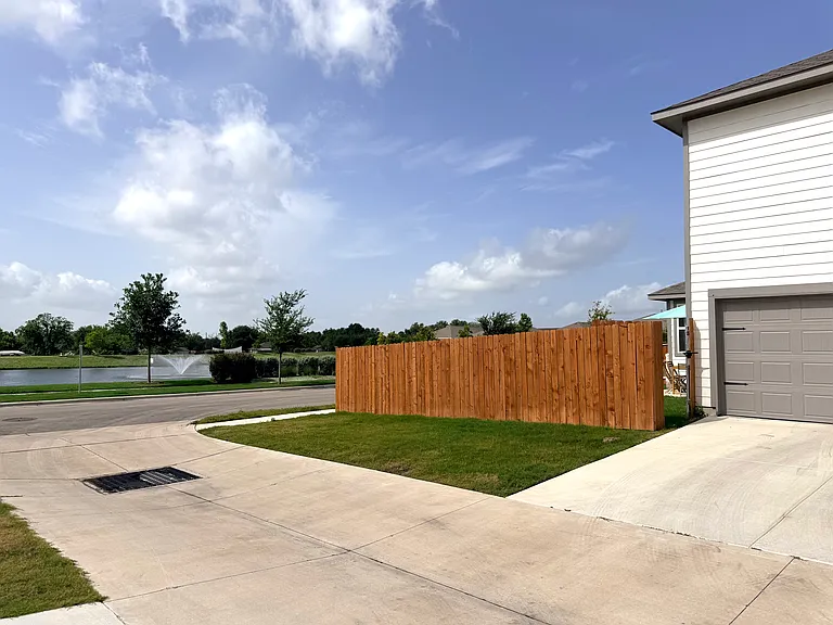 2401 Amara Levi Ln — Photo 39