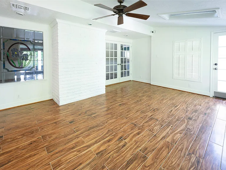 7546 Maple Tree Dr — Photo 29