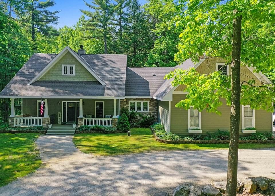 1st image of 2439 Canal Ln