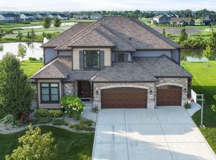 10318 Golden Arch Ave, Saint John, IN 46373