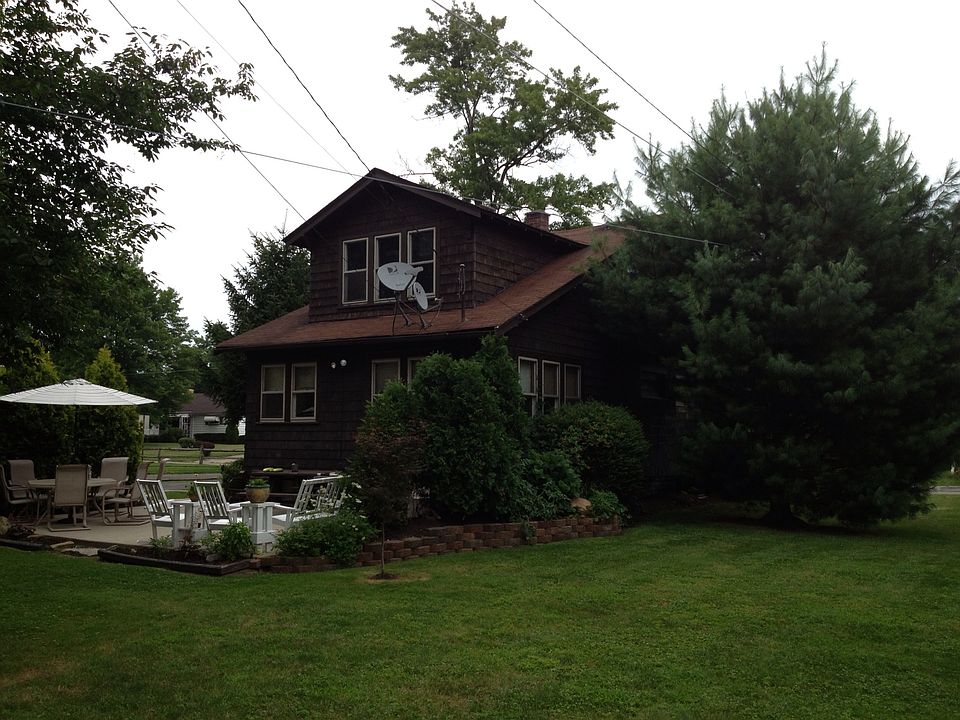 1st image of 119 Boyd Dr