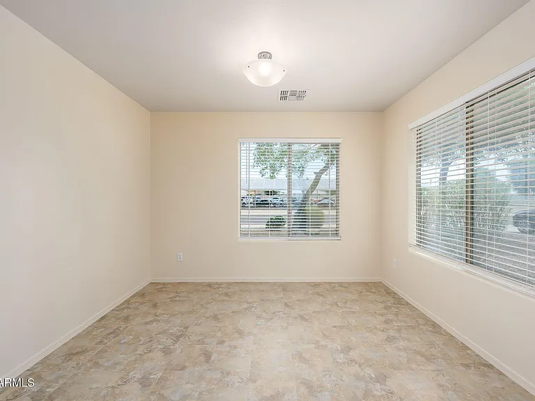 18145 W Westpark Blvd — Photo 5