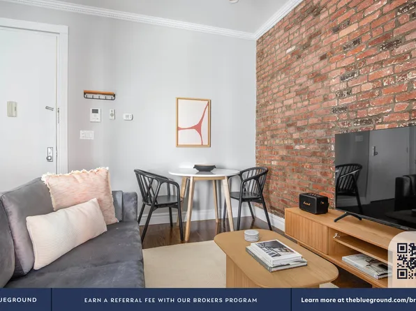 47 East 1st Street image 4 of 21