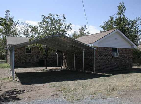 4th image of 5711 NW Ash Ave