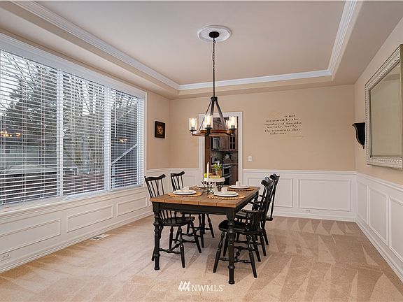4th image of 3031 S 381st Way