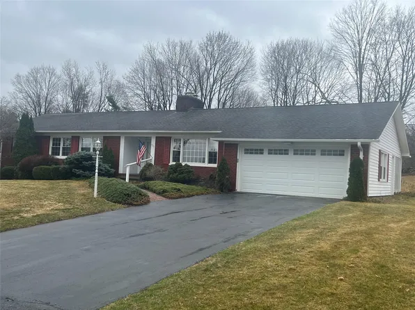 425 Chestnut Street, Hurley, NY 12443