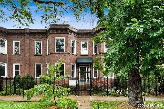 1st image of 2442 N Linden Pl #1