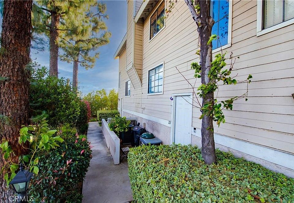 1st image of 8338 Woodley Pl Unit 22